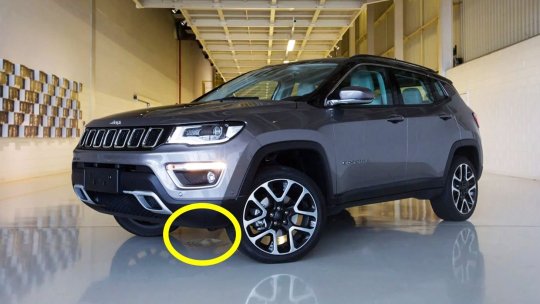 jeep compass com poca agua embaixo - carro vazando água