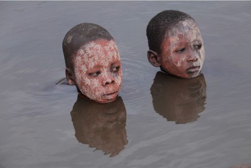 fotojournalismus:The Omo Valley, EthiopiaPhotographs by Hans...