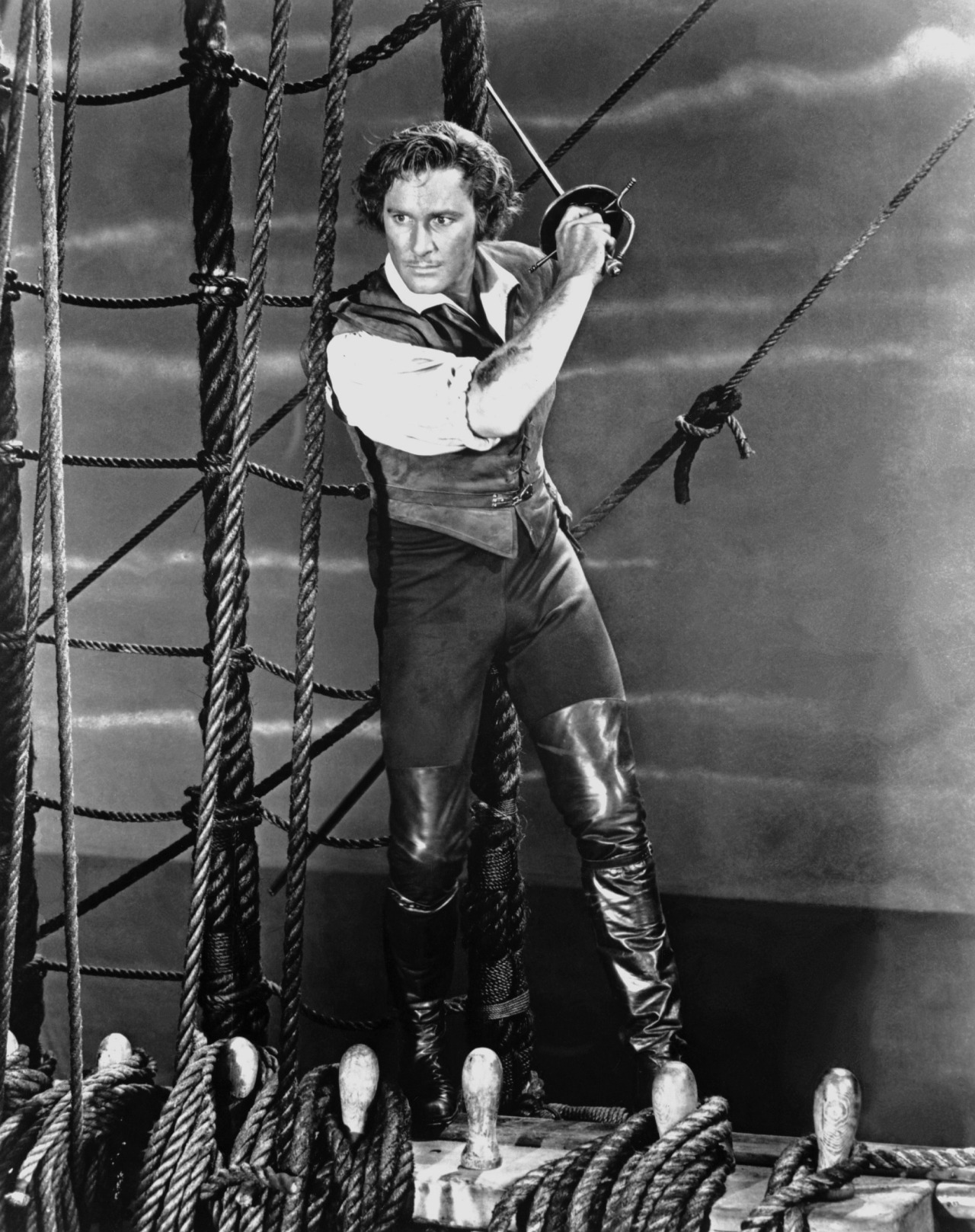 Turner Classic Movies — Salesonfilm Errol Flynn In The Sea Hawk Michael