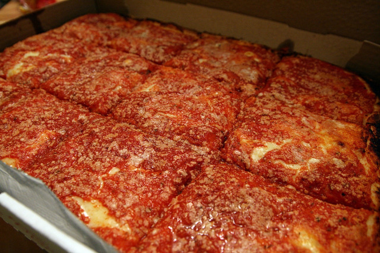 Newyorkpizzaparlor Com Majorleaguepizza L B Spumoni Gardens