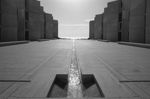 zzzze:Ezra Stoller Salk Institute of Biological Research, Louis...