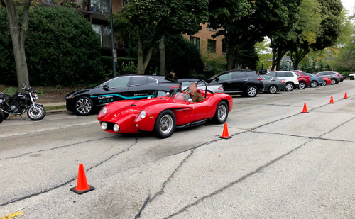 mjl-aus:rosspetersen:1958 Ferrari 250 Testa Rossa at Fuelfed...