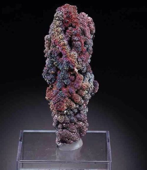 geologypage:Iridescent Goethite | #Geology #GeologyPage...