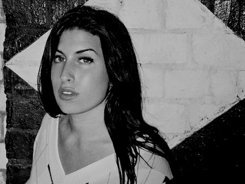 amywinehousequeen:Amy Winehouse photographed by Charles...