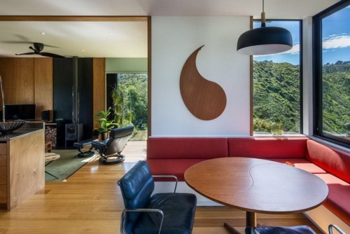 exhome:Korokoro Bush Retreat in Lower Hutt, New...