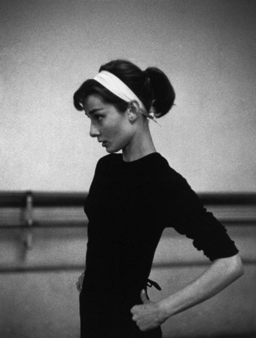 miss-vanilla:David Seymour - Audrey Hepburn during ballet...