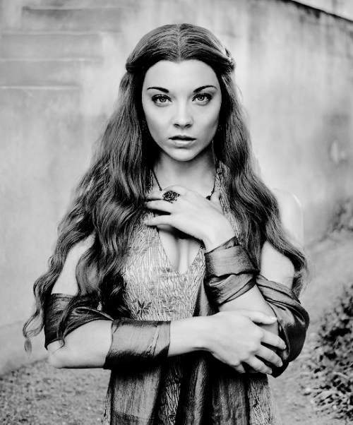 dailydormer:[On women reclaiming their power on Game of Thrones]...