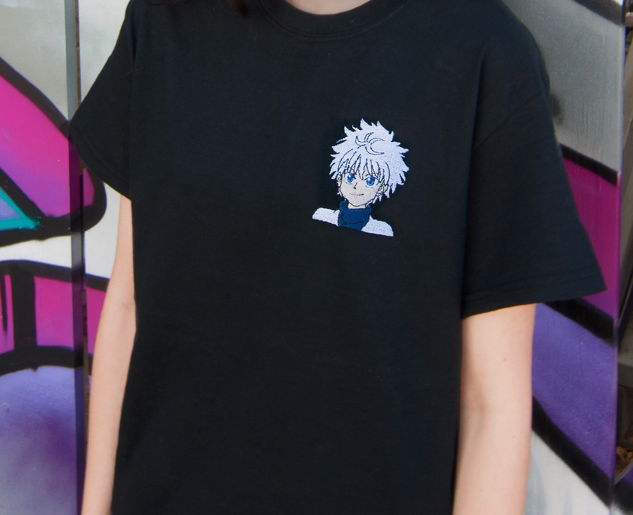 https://pollyanna.co/collections/embroidery-tshirts/products/killua-t-shirt