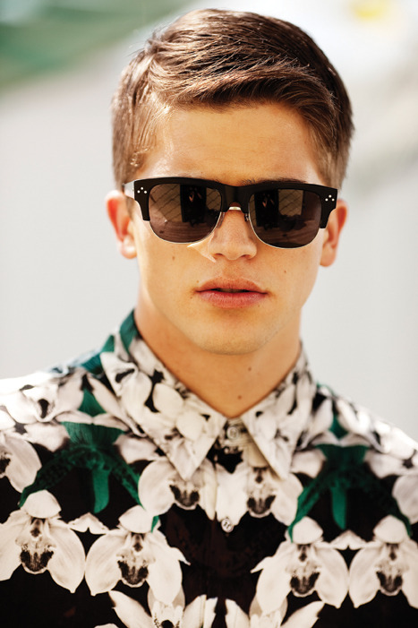 christanandrewblair:Im really liking this mens floral trend.