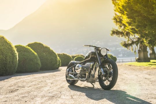 bmw r18 concept apresentada no Lago Como, na Itália