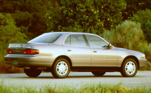 Toyota khan camry