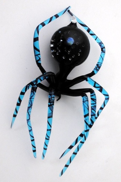 sosuperawesome:Galaxy Glass SpidersWGK Glass on EtsySee our...