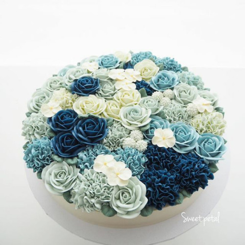 mayahan:Blooming Flower Cakes To Celebrate The Return Of Spring