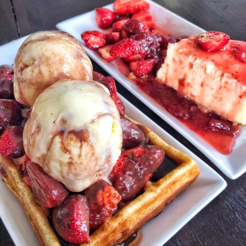 food waffles ice cream strawberries