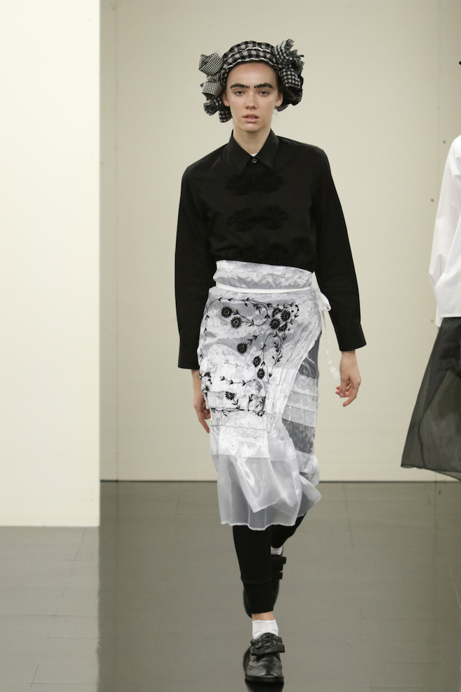 COMME des GARÇONS COMME des GARÇONS AW16 Unlike... - Rei Kawakubo