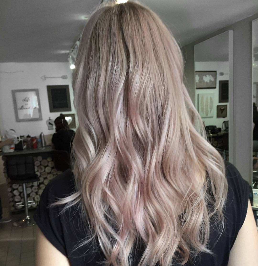 Ombres Blondes And Balayage It S All About The Pink Pink
