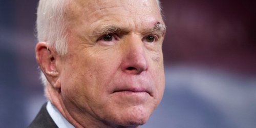 rightsmarts:John McCain has been ‘hospitalized’ for almost 2...