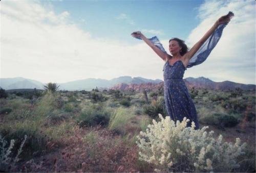 thesongremainsthesame:Joni Mitchell photographed by Henry...