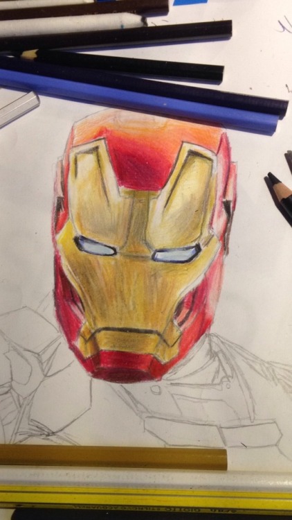 scarlettbk:Drawing Iron Man ..