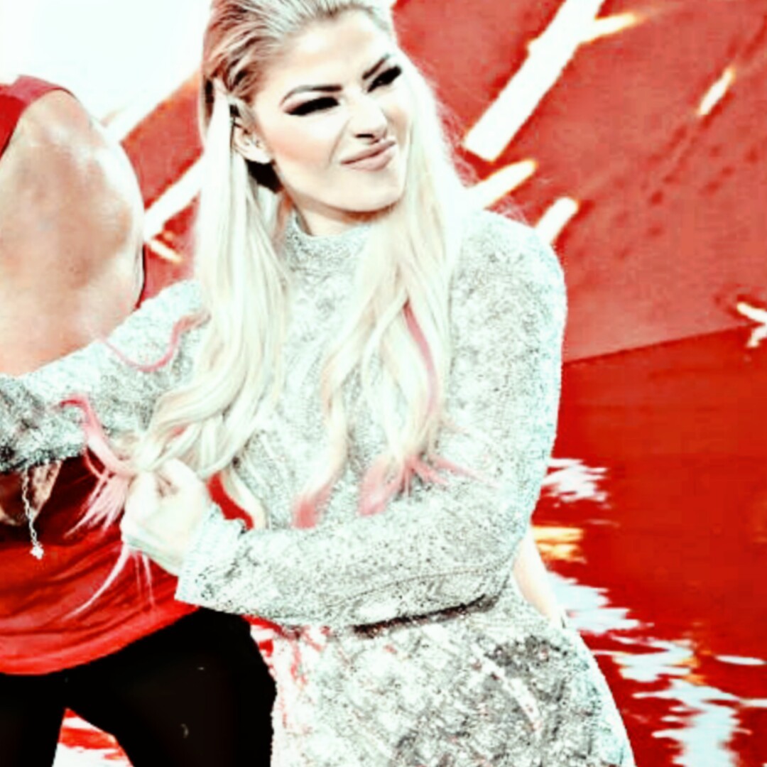 Fabulousglamart — Alexa Bliss Wrestlemania 35 Host