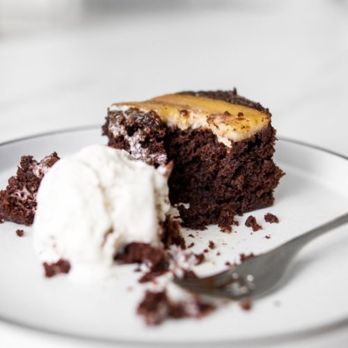 dessertgallery:Caramelized Banana Upside Down Cake-Your source...