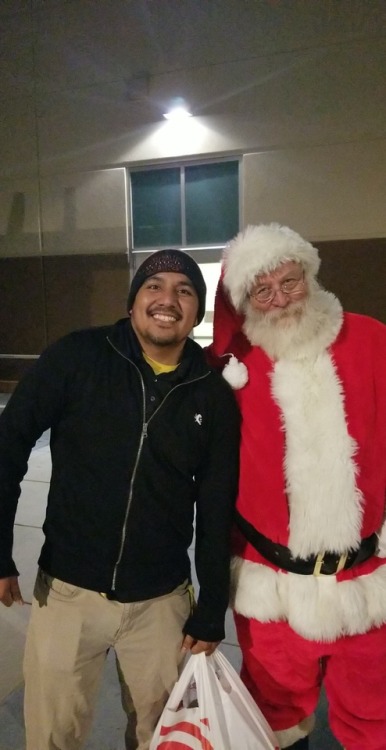 Look who I ran into…#holidays #santa #shopping