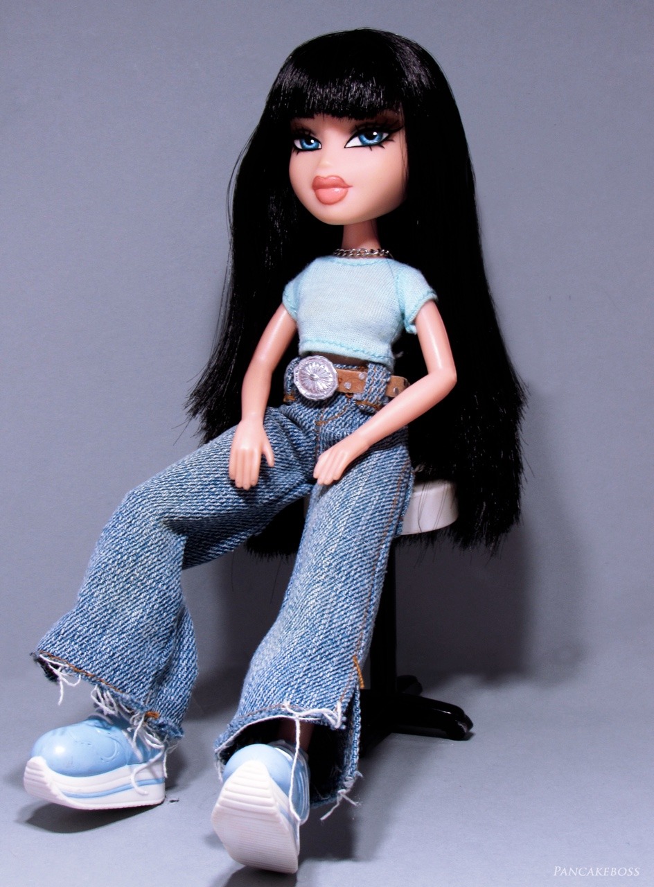 blue bratz doll