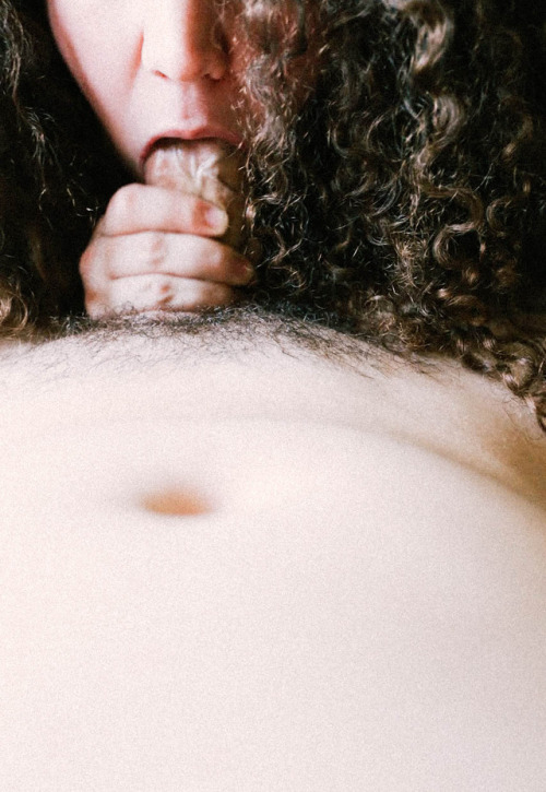 curlycrls:Down she goes. 