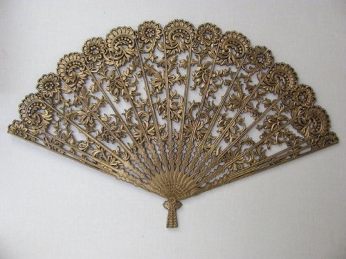 vint-agge-xx:Antique Fans