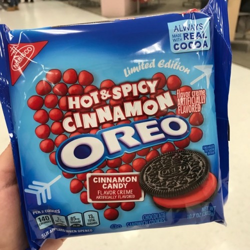 NABISCO LIMITED EDITION HOT & SPICY CINNAMON OREO...