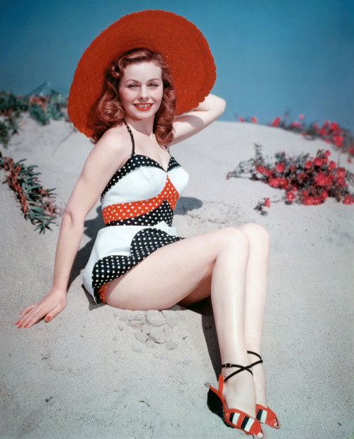 vintagemarlene:jeanne crain (www.doctormacro.com)