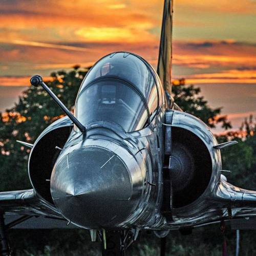 planesawesome:Mirage 2000