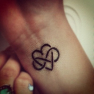 heart tattoos on Tumblr