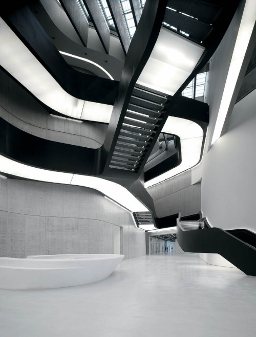 maxxi roma zaha hadid architecture black and white