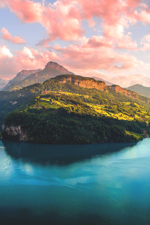 lsleofskye:Brunnen, Switzerland | waterproject