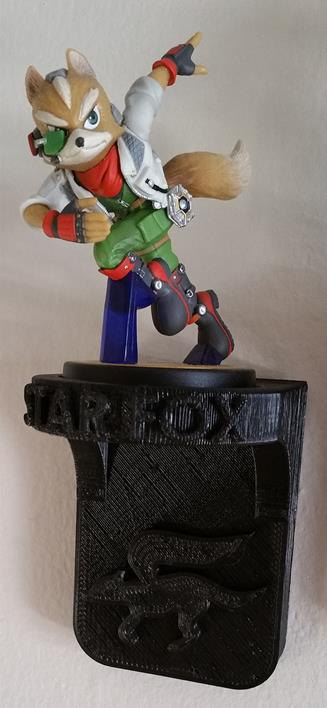 master sword amiibo stand