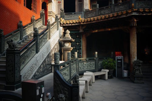 eatstraighttylenol:Lukang Mazu TempleI guess Asian temples...