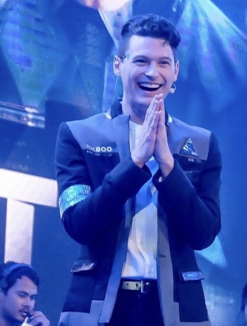 plushdechart:bryan dechart being a cutie at PSXSEA2018