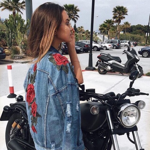 yourlookbookwomen:Women’s LookMost popular fashion blog for...