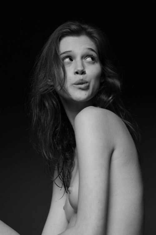 famous-nsfw-tub:Anais Pouliot