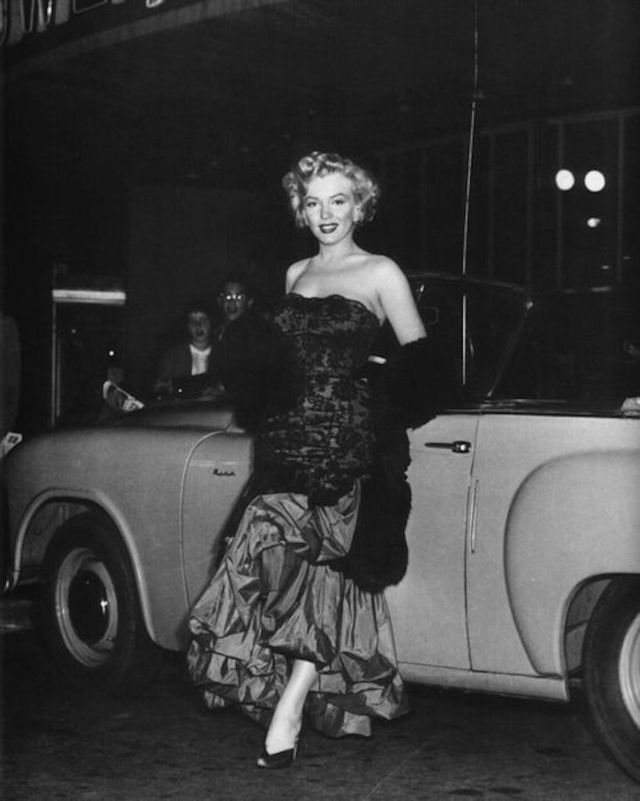 perfectlymarilynmonroe - Marilyn Monroe at the Don’t Bother to Knock...