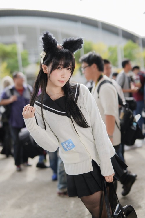 yelowfever:Iori Moe at the Tokyo Game Show