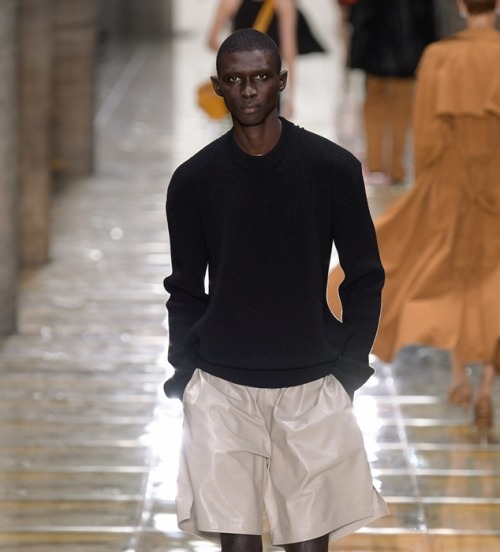 front-row-at-dior