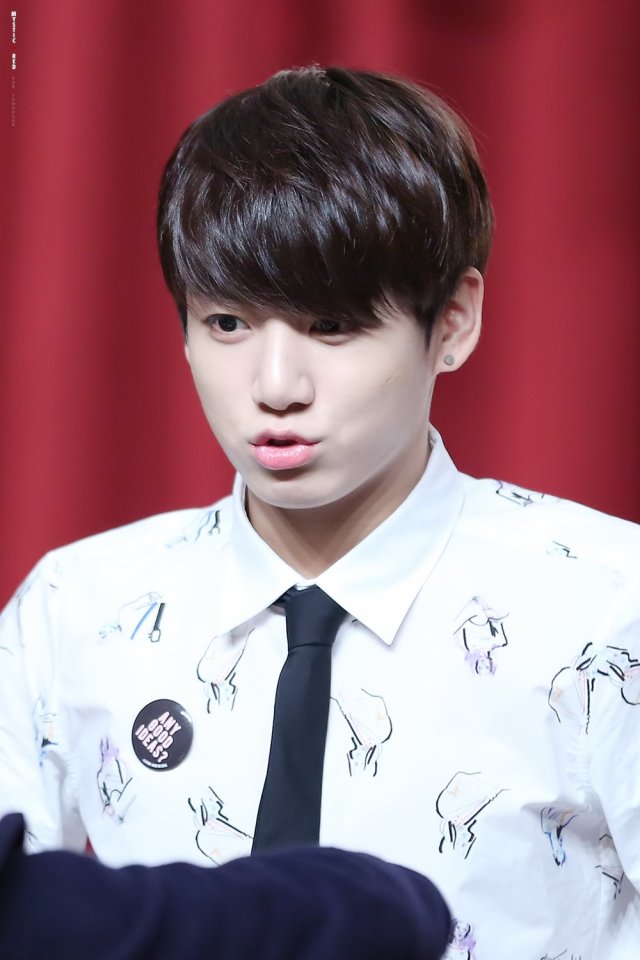 Massive Compilation of the Jungkook Pout | Jungkook Shipping