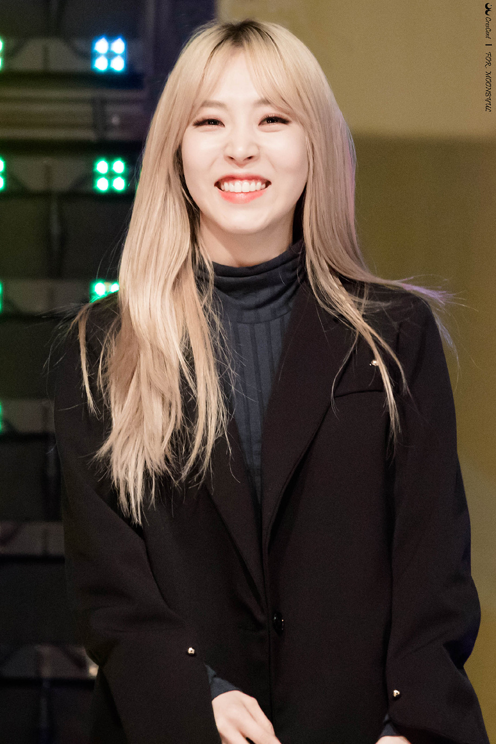 Мунбель. Мунбель мамаму. MAMAMOO Moonbyul. MAMAMOO Мун бёль. Мунбель кпоп.