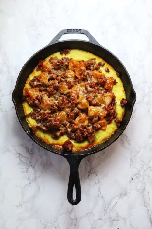 guardians-of-the-food:Cheesy Chorizo Polenta Skillet with...