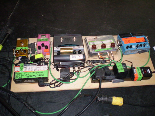 son-magnet:Some of the effects pedals used by Sonic Youth