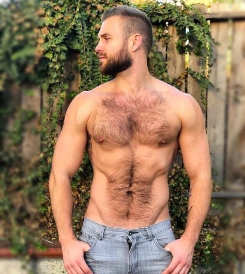 NatureHairyGay