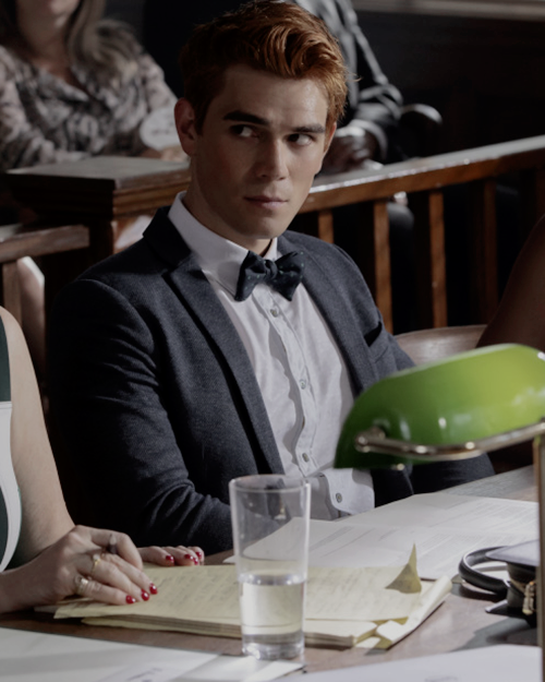 kjapadaily:KJ Apa in new Riverdale Stills  episode 3x01.