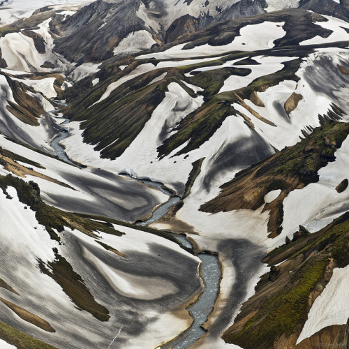 tainico:Landmannalaugar valley by Paul Perton